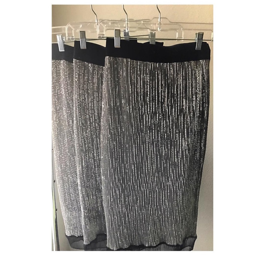 {Boutique Item} Sequin Midi Skirt